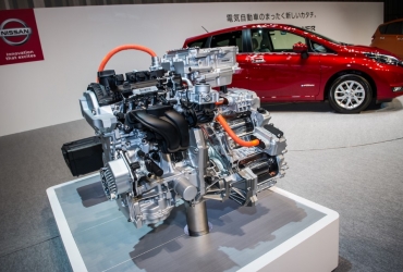 Động cơ E - power trên Nissan Kicks là gì? Sự khác biệt của E-power và Hybrid